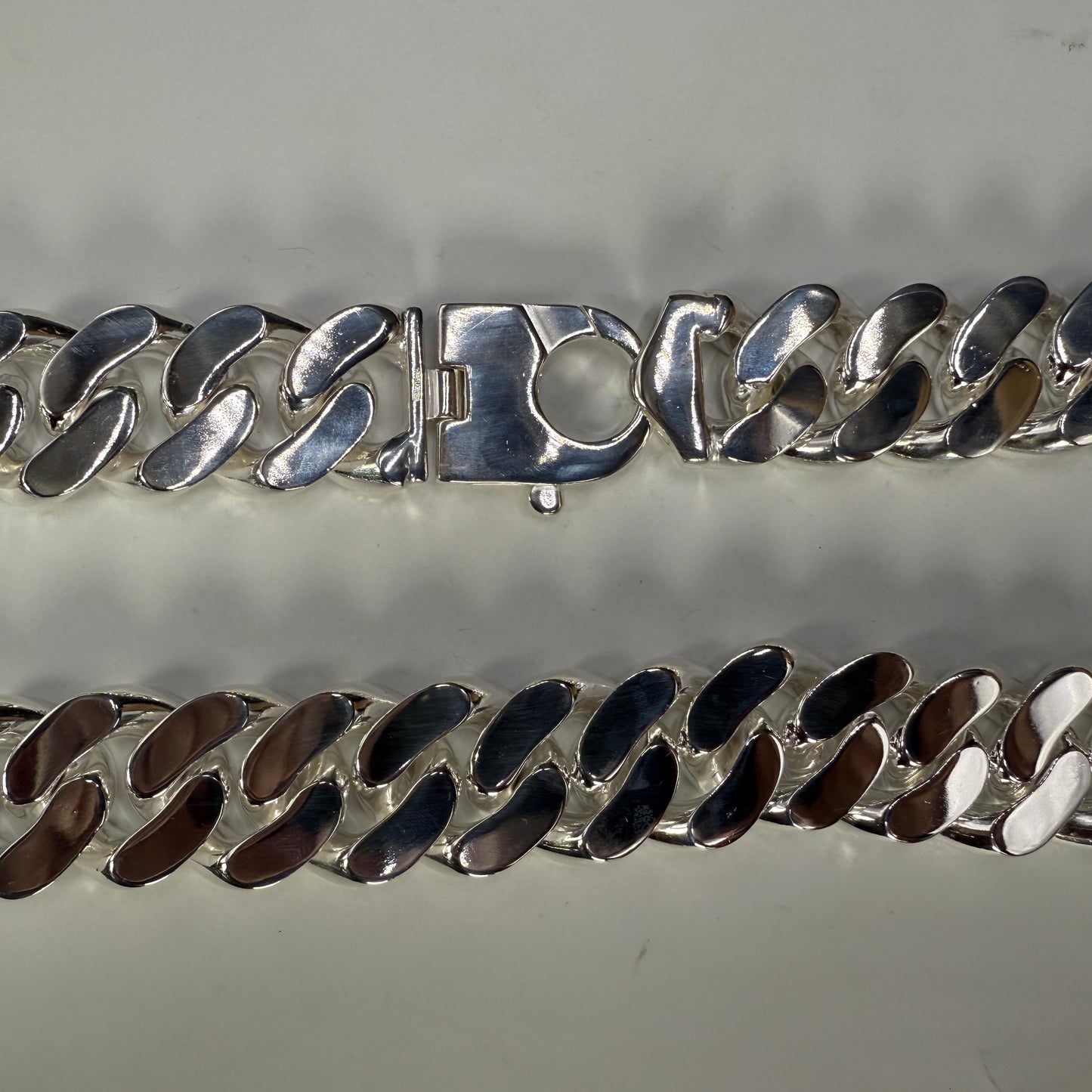 Curb 900 - 32.0mm - Sterling Silver Curb Chain Necklace