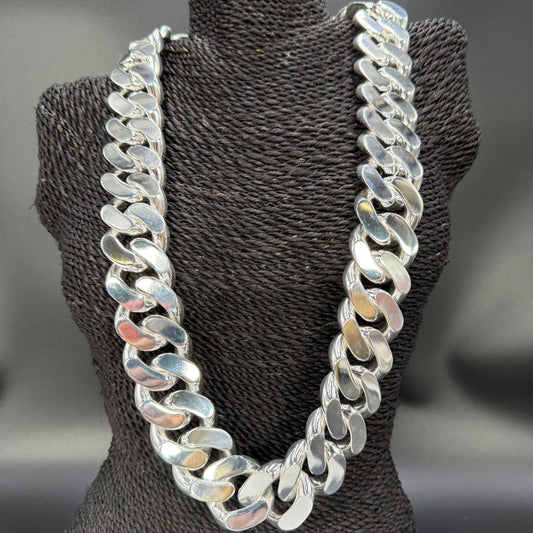 Curb 900 - 32.0mm - Sterling Silver Curb Chain Necklace